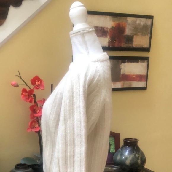 Christopher Hayes Vintage Women’s Beige Chunky Cable Knit Wool Sweater Size XL - Picture 7 of 12